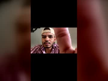 mrvgs naked man live cam