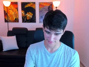 naif__fummy naked men live cam show