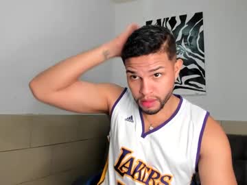 nico_viper naked man live cam
