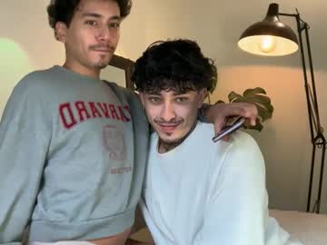 noah_and_steven naked men live cam show