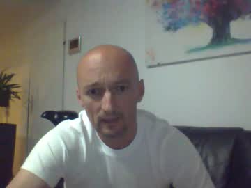 nordicrunner76 naked men live cam show