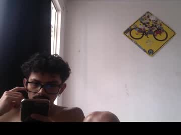 ocsanis69 naked men live cam show