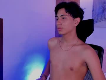 oliver_blake_ naked man live cam