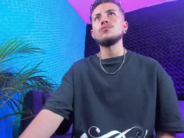 otter_wet naked men live cam show