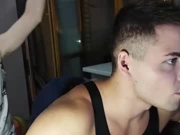 oukorok naked men live cam show