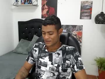 pandablack18 naked men live cam show