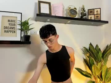 patrick_howland_ naked men live cam show