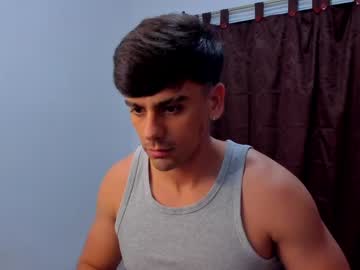 paul_w8 naked man live cam