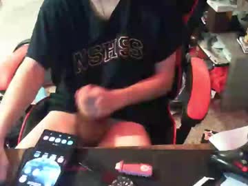 menchats / menchat: phantm420__