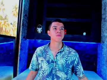 phetterbloss naked men live cam show