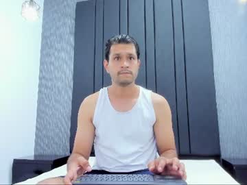 phill_johnson3 naked men live cam show
