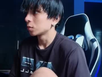 raikougame naked men live cam show