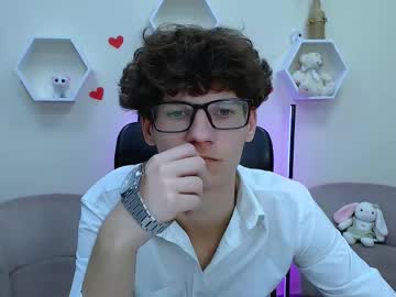 menchats / menchat: rico_wolf_