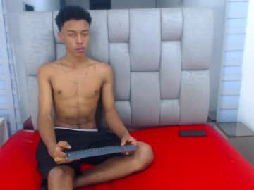 rocco_grey naked men live cam show
