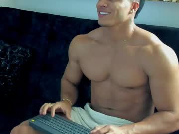 romano_kentt12 naked man live cam