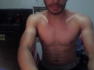 rv2010me naked men live cam show
