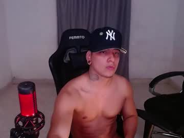 saenz_hotx - Live Performer