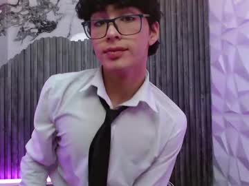 santi_foxs naked men live cam show