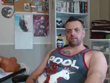menchats / menchat: scarecrow2wm
