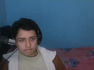 skit69uwu naked man live cam