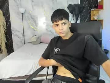 slim_dirtyxx naked men live cam show
