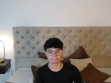 spark_riverss naked men live cam show