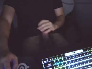 menchats / menchat: submissivegold