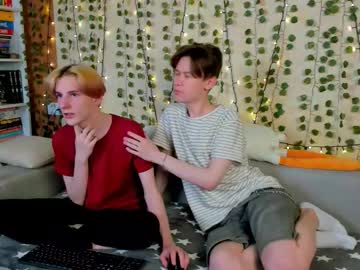 tedy_lun naked men live cam show