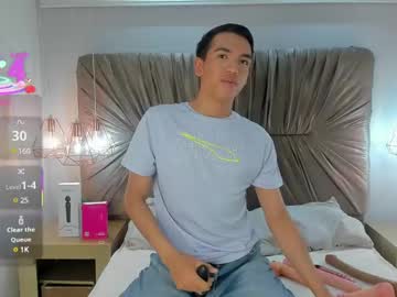 theo_blakee naked men live cam show