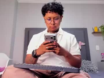 thiago_ftm30 naked men live cam show