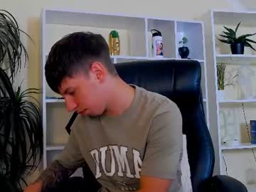 thomas_edisonn naked men live cam show
