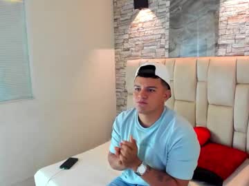 thomas_scott2 naked men live cam show