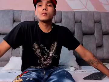 thomascosta_ naked men live cam show
