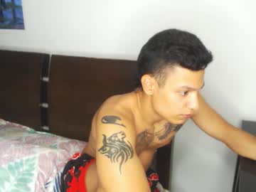 tobicraig naked man live cam