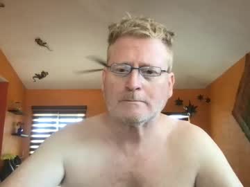 menchats / menchat: tomascausa