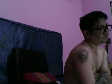 tommy064730 naked men live cam show
