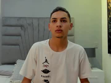 tony_sogliuzo naked men live cam show