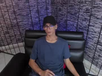 torn_boy naked men live cam show