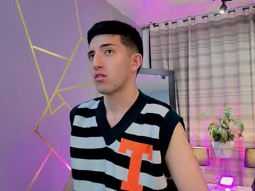 un_sluttyy naked men live cam show