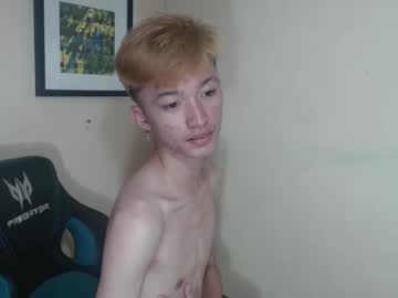 urasian_ladyboyxxx naked men live cam show