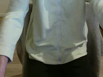 urluckyboi naked men live cam show