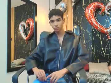 valerihot_1 naked man live cam