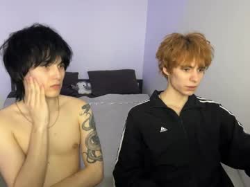 w1z1x naked men live cam show