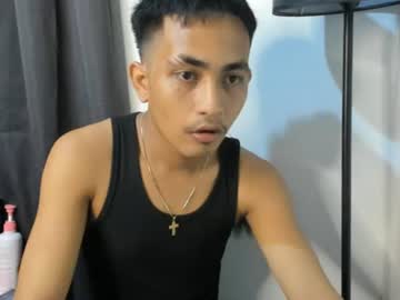 wade_son naked men live cam show