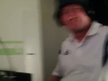 menchats / menchat: wailersgun