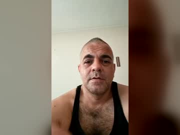 wildrooooster naked men live cam show