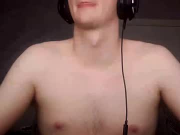 wokimesocket naked men live cam show