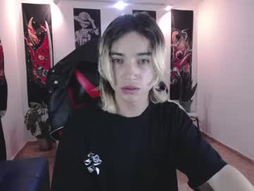 xzerox_ naked man live cam