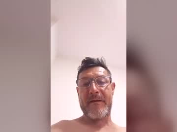 yescam_724 naked men live cam show