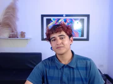 youwilly naked man live cam
